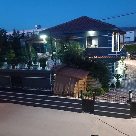 Villa Heljos Apartaments Vlore Exterior photo