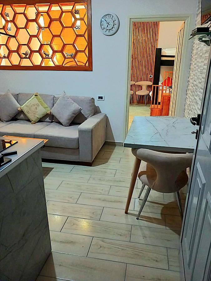 Villa Heljos Apartaments Vlore Exterior photo